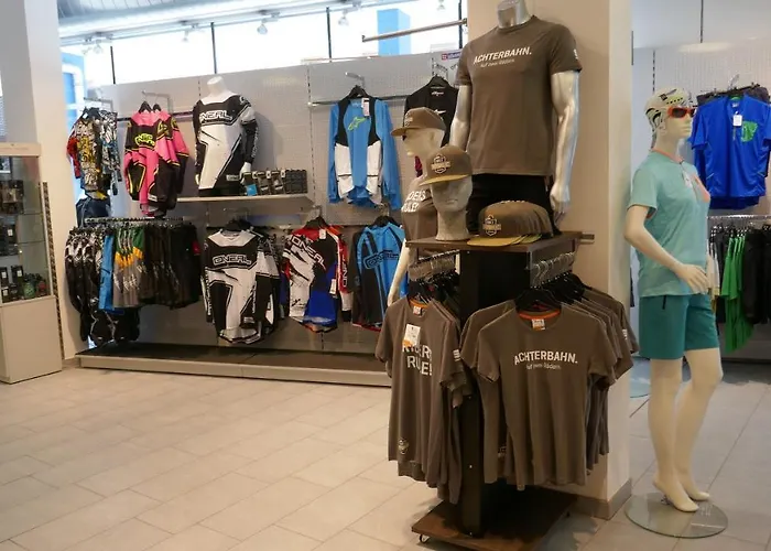 Sporthuette Fiegl Апартаменти *